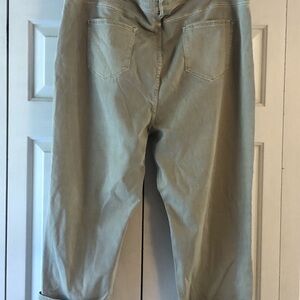 J Jill women’s light sage green jeans sz 26W